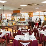 Aparthotel Bluesea Club Caleta Dorada 3*