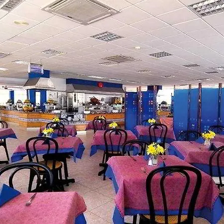 Bluesea Club Caleta Dorada 3* 科斯塔卡莱塔