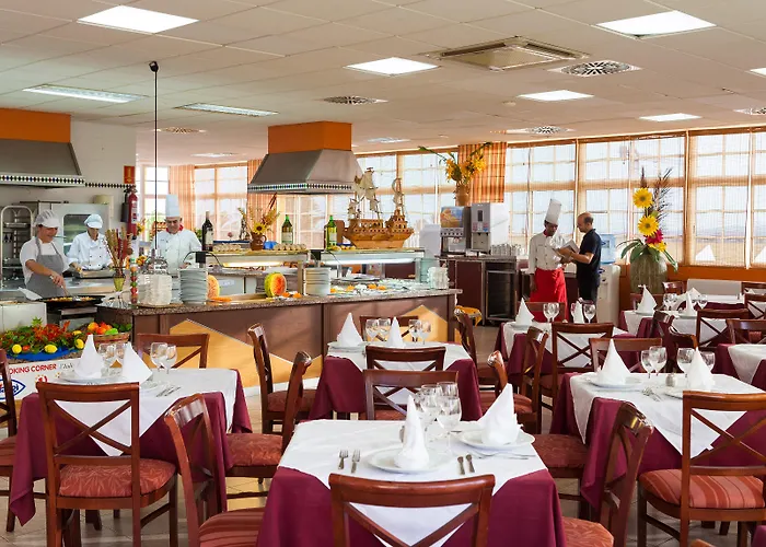 Apartmanhotel Bluesea Club Caleta Dorada 3*