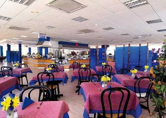 Bluesea Club Caleta Dorada 3* カレタ・デ・フステ