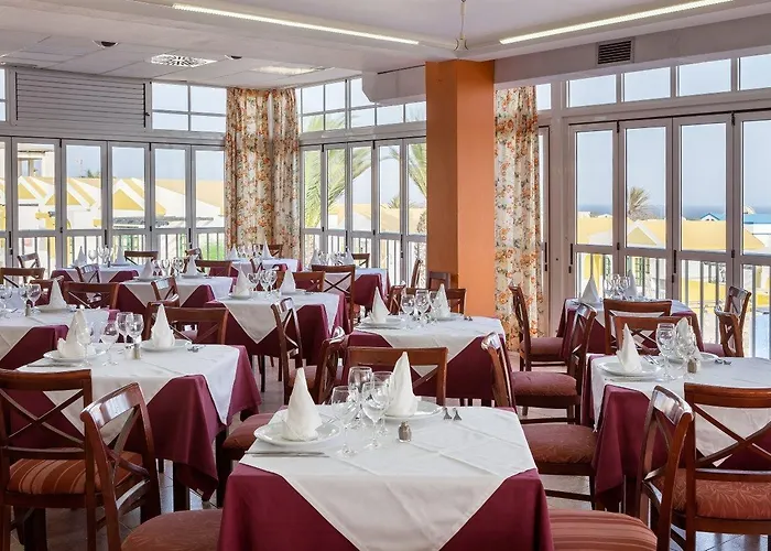 Bluesea Club Caleta Dorada 3* カレタ・デ・フステ